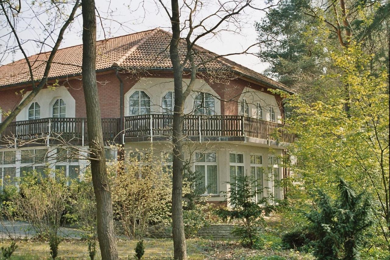 Parkstadthotel บัดมุสเกา ภายนอก รูปภาพ